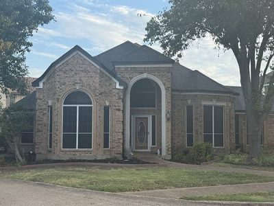 Seamless Residential Roof Installation